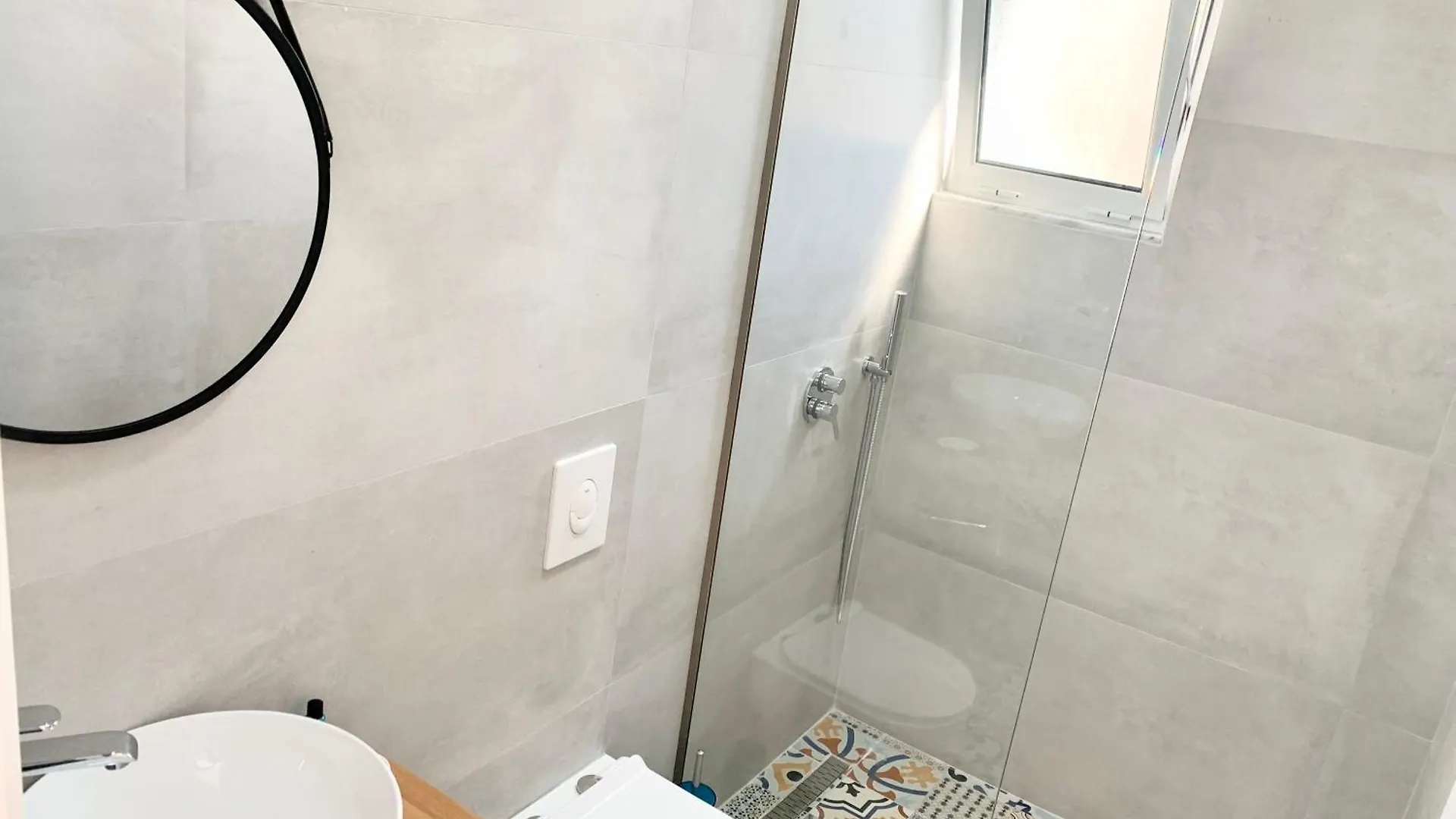 Hotel apartamentowy Villa Saral Mar Saranda