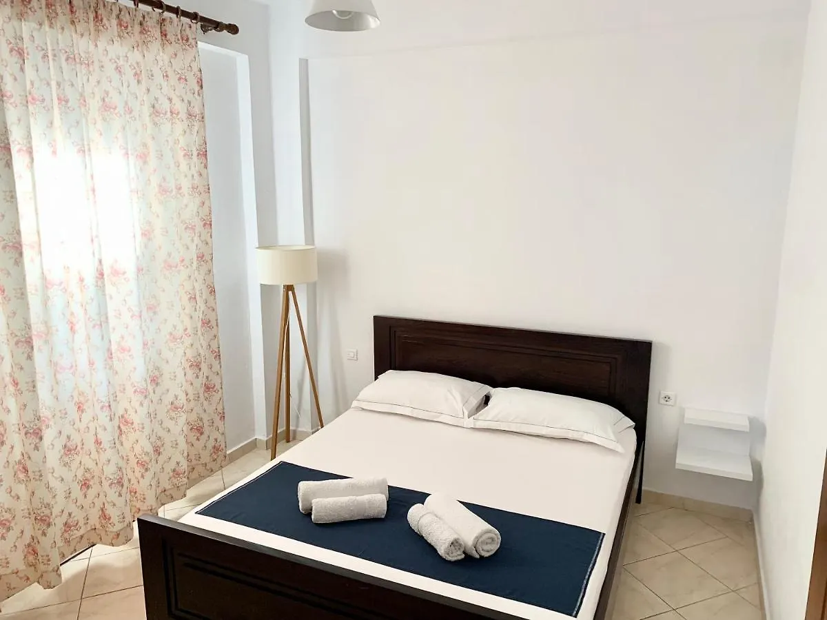 Villa Saral Mar Sarande Aparthotel